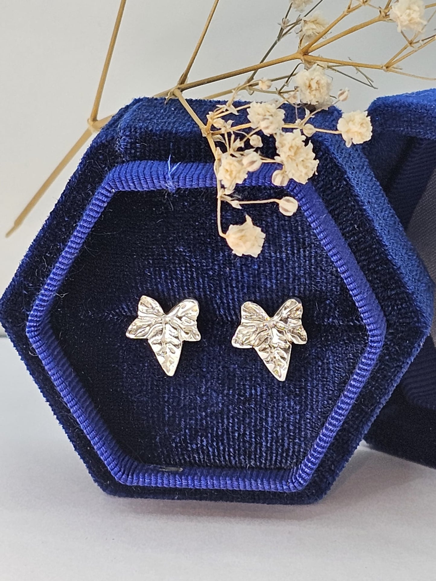 Fine Silver textured ivy stud earrings, s999 real silver botanical jewellery, high end silver jewellery, precious metal clay, gift for her.